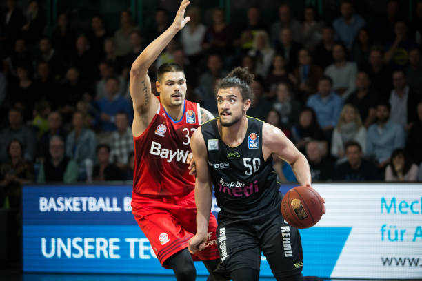 并坚定了获 并坚定了获